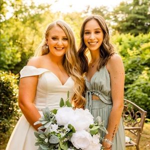 Meet your Posher, Raeanna